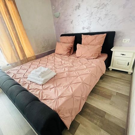 Urban Suites Yaş Dış mekan fotoğraf