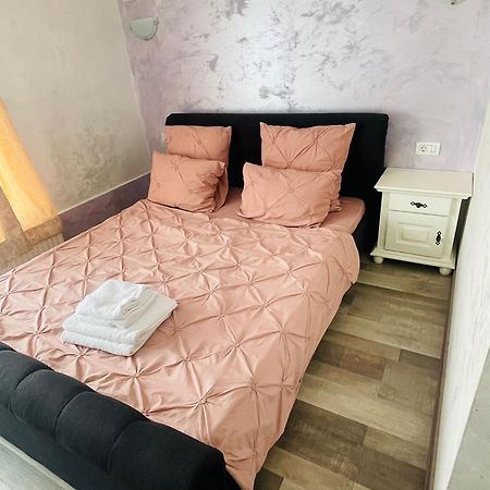 Urban Suites Yaş Dış mekan fotoğraf