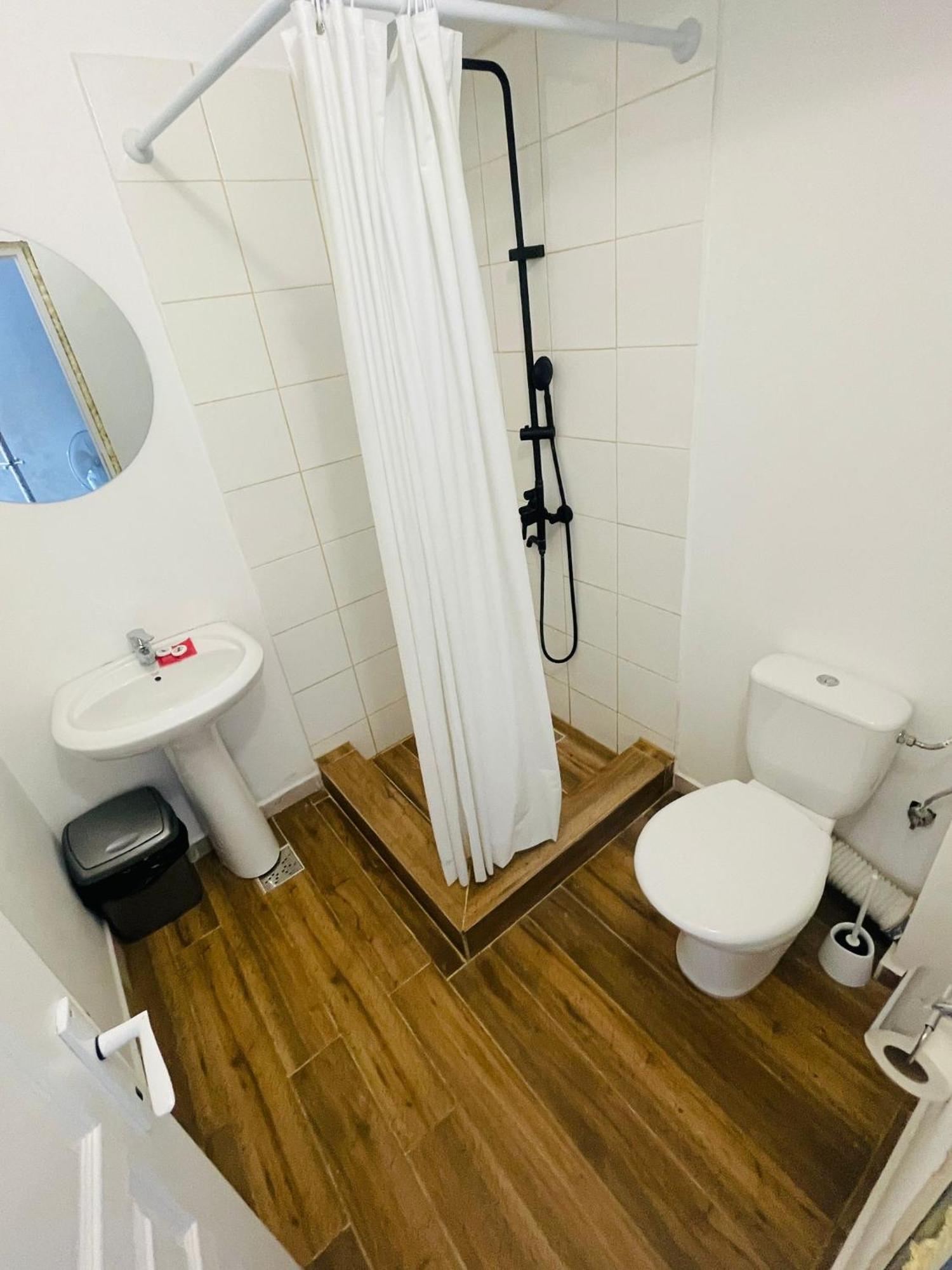 Urban Suites Yaş Dış mekan fotoğraf